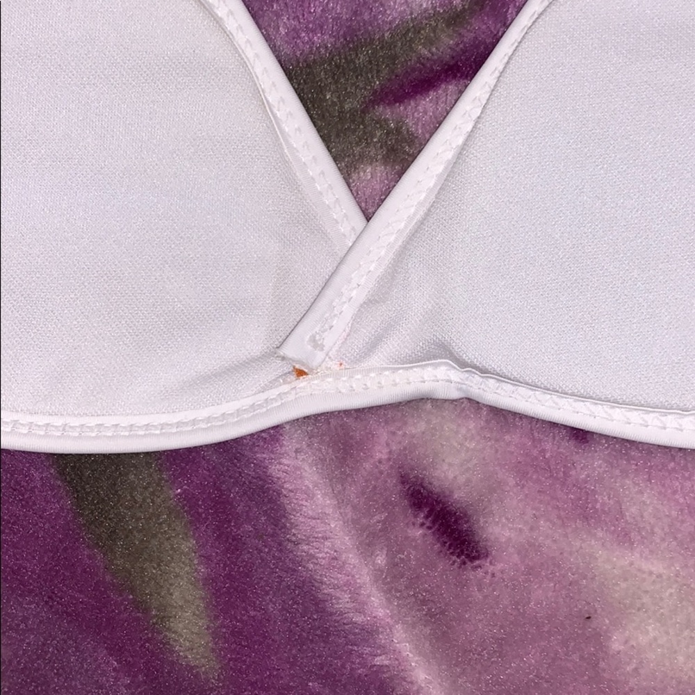 Contrast Bikini Set - Picture 2 of 3